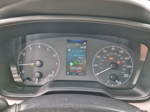 Used 2023 Toyota Corolla LE FWD image 29