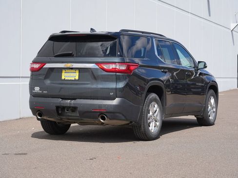 Used 2021 Chevrolet Traverse LT w/ LPO, Floor Liner Package AWD/4WD image 3