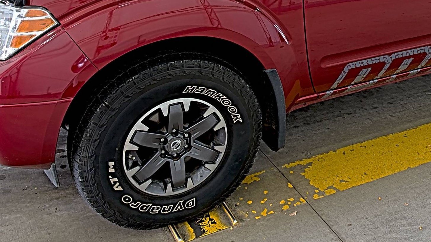Used 2020 Nissan Frontier PRO-4X w/ Pro-4x Utility Package AWD/4WD image 6