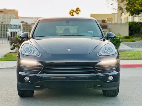 Used 2013 Porsche Cayenne AWD/4WD image 3