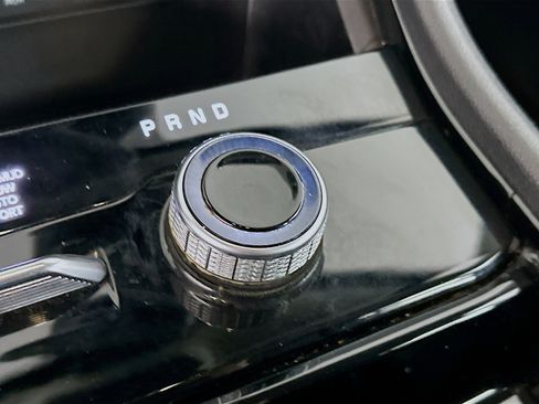 Used 2023 Jeep Grand Cherokee Limited AWD/4WD image 25