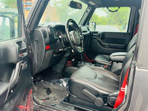 Used 2018 Jeep Wrangler Rubicon AWD/4WD image 28