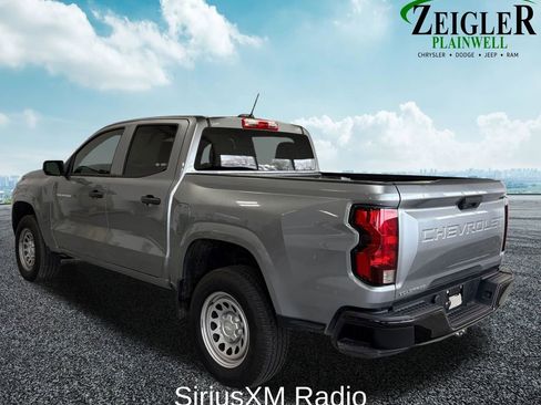 Used 2023 Chevrolet Colorado W/T RWD image 4