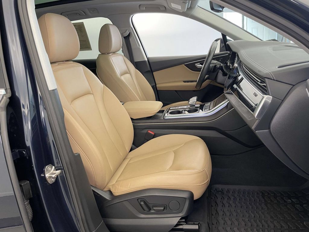 Certified 2023 Audi Q7 2.0T Premium AWD/4WD image 24