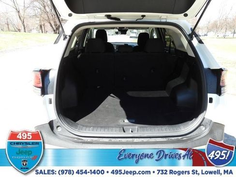 Used 2023 Kia Sportage LX AWD/4WD image 12