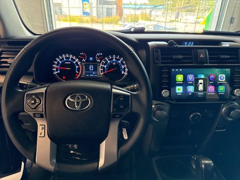 Used 2019 Toyota 4Runner SR5 Premium AWD/4WD image 22