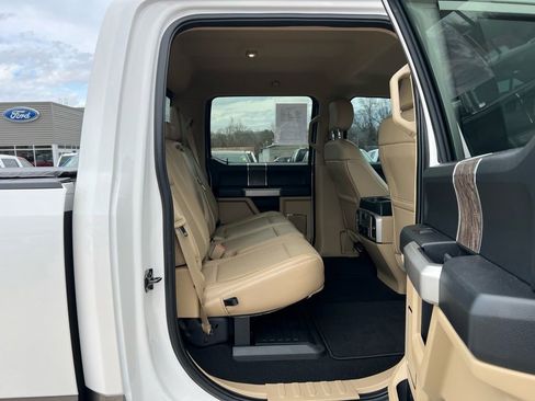 Used 2019 Ford F350 Lariat w/ Chrome Package image 20