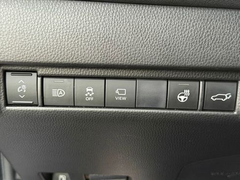 Certified 2021 Toyota Venza Limited w/ Advanced Technology Package image 36