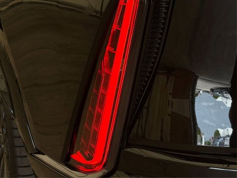 New 2026 Cadillac Lyriq V image 15