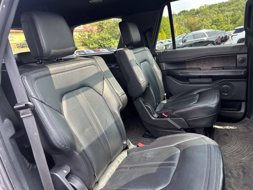 Used 2021 Ford Expedition Limited AWD/4WD image 38