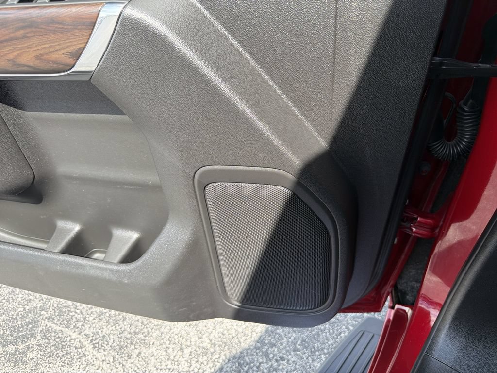 Used 2021 GMC Sierra 1500 SLT AWD/4WD image 22