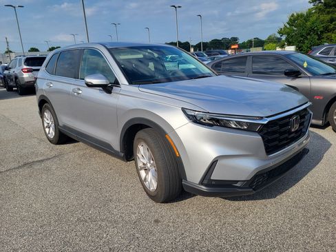 Used 2024 Honda CR-V EX-L image 3