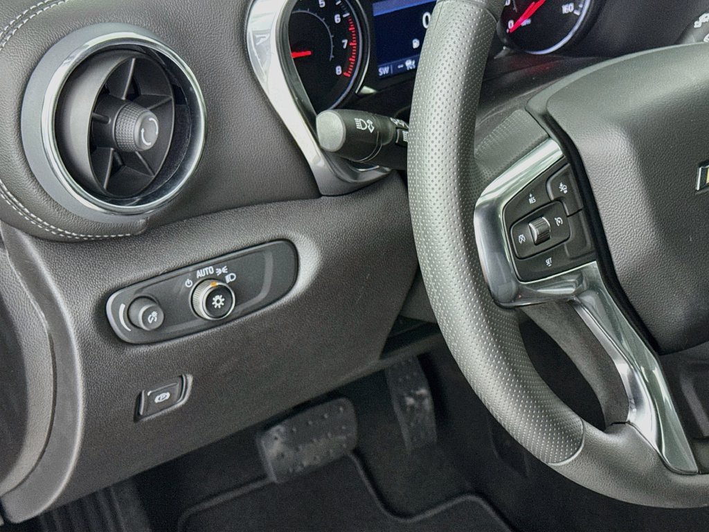 New 2026 Chevrolet Blazer LT w/ Convenience Package FWD image 11