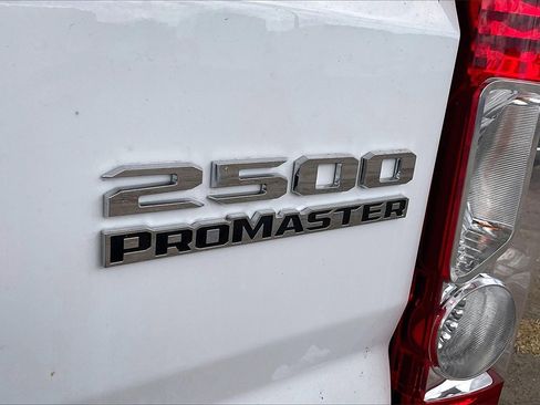 New 2024 RAM ProMaster 2500 w/ Convenience Group image 15