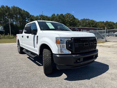 Used 2022 Ford F350 XL w/ Power Equipment Group image 10