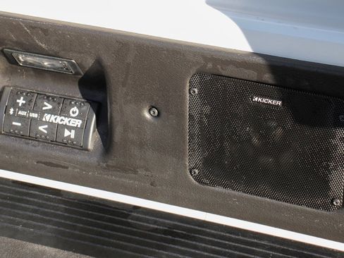 Used 2023 GMC Sierra 2500 AT4 w/ AT4 Preferred Package image 13