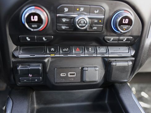 Used 2022 Chevrolet Silverado 1500 RST w/ Convenience Package II image 29