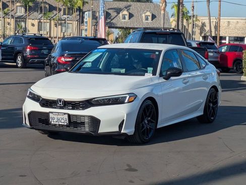 Certified 2025 Honda Civic Sport image 3