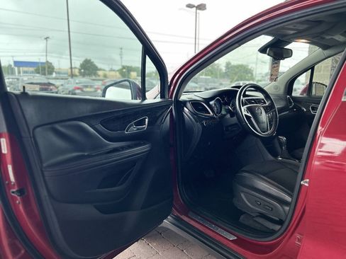 Used 2015 Buick Encore Convenience FWD image 36