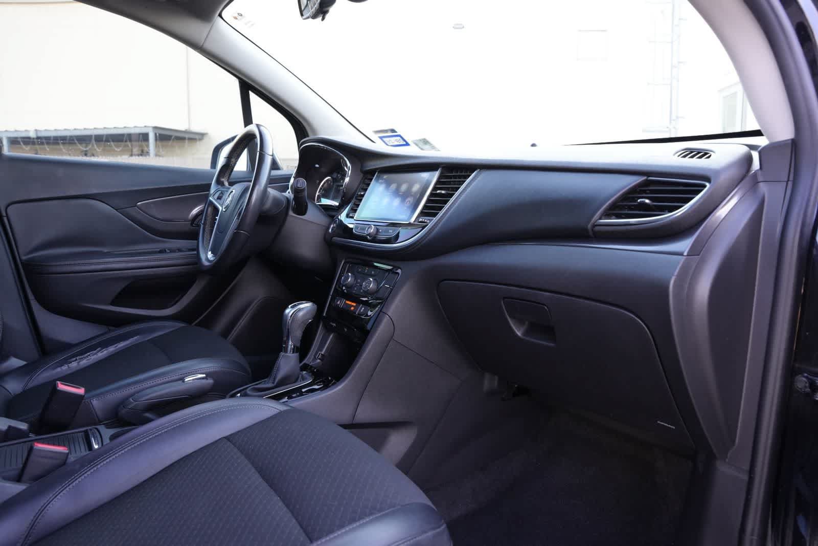 Used 2018 Buick Encore Preferred FWD image 19