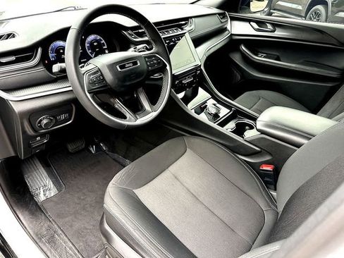 Used 2024 Jeep Grand Cherokee Laredo w/ MOPAR Finishing Package RWD image 13