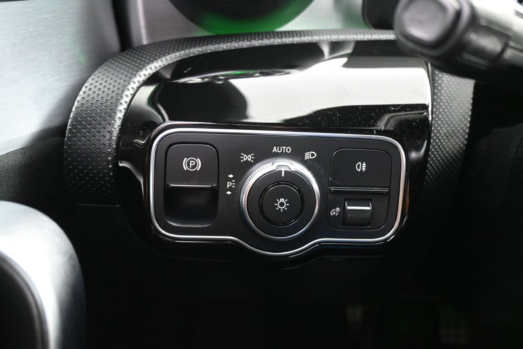 Used 2021 Mercedes-Benz A 220 4MATIC image 23