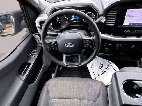 Used 2022 Ford F150 XL w/ Equipment Group 101A High RWD image 5