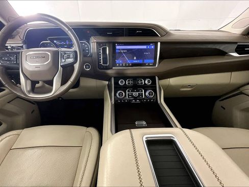 Used 2021 GMC Yukon Denali w/ LPO, Illumination Package image 15