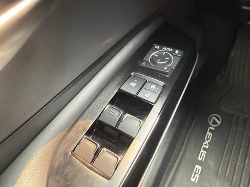 Used 2022 Lexus ES 350 w/ Premium Package FWD image 36