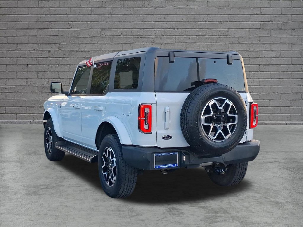 Used 2025 Ford Bronco Outer Banks AWD/4WD image 4