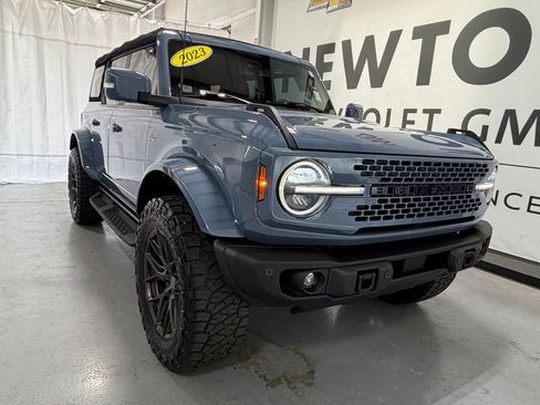 Used 2023 Ford Bronco Wildtrak AWD/4WD image 42