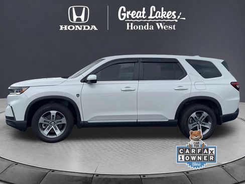 Used 2025 Honda Pilot EX-L image 2