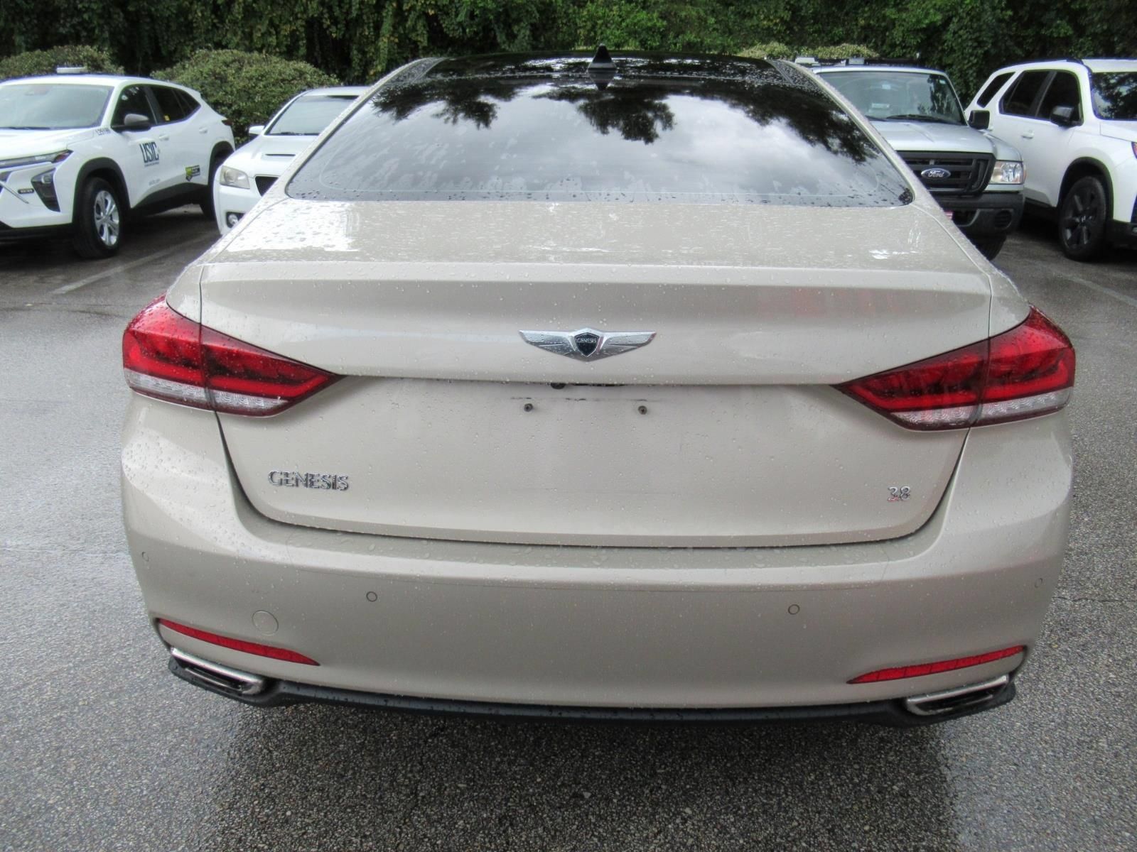 Used 2015 Hyundai Genesis 3.8 w/ Option Group 03 RWD image 7