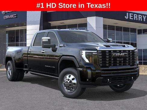 New 2026 GMC Sierra 3500 Denali Ultimate AWD/4WD image 7