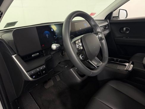 Used 2025 Hyundai Ioniq 5 SEL RWD image 22