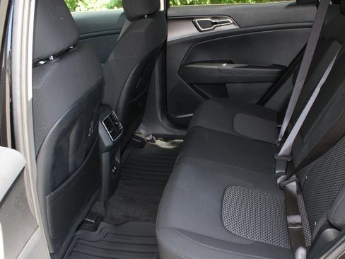 New 2026 Kia Sportage S AWD/4WD image 18