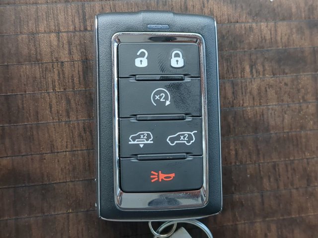 Used 2023 Jeep Grand Wagoneer Series II w/ Flexible Seating Group AWD/4WD image 29