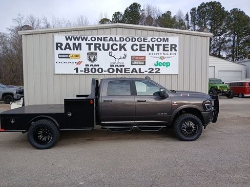 New 2026 RAM 3500 Big Horn w/ Laramie Trim Package image 2