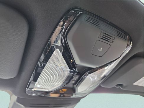Used 2026 BMW X5 sDrive40i RWD image 34