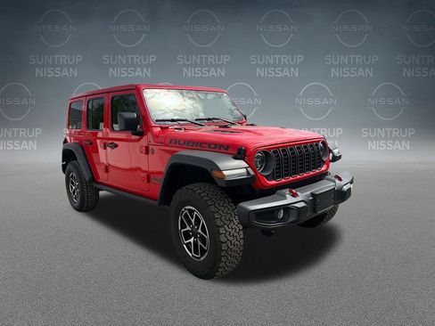 Used 2025 Jeep Wrangler Unlimited Rubicon AWD/4WD image 38