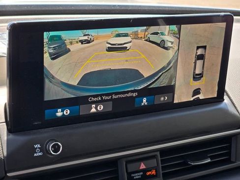 New 2026 Honda Pilot Touring image 15