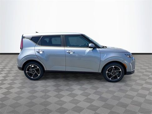 New 2025 Kia Soul EX image 8