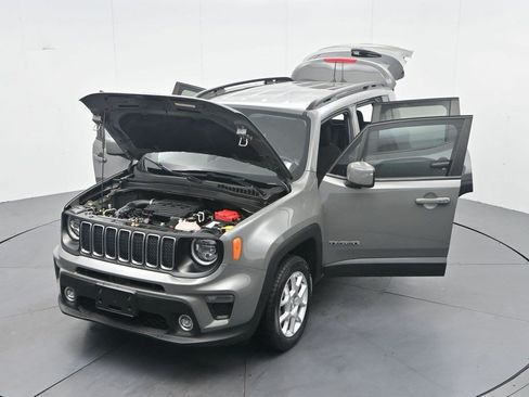 Used 2021 Jeep Renegade Latitude w/ Luxury Group I AWD/4WD image 36