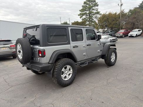 Used 2020 Jeep Wrangler Unlimited Sport image 7