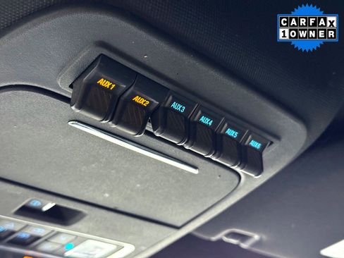 Used 2024 Ford F450 Platinum w/ FX4 Off-Road Package image 33