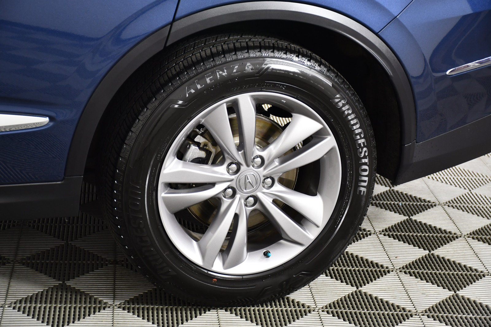 Used 2025 Acura MDX SH-AWD image 51