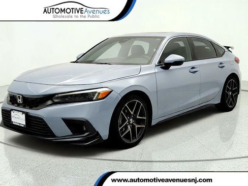 Used 2022 Honda Civic Sport Touring image 1