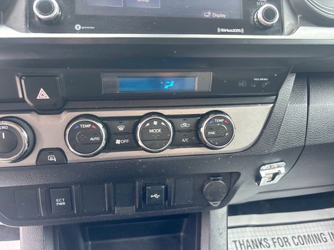 Used 2021 Toyota Tacoma SR AWD/4WD image 16