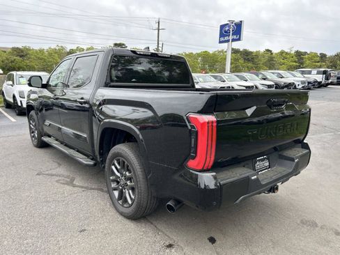 Used 2025 Toyota Tundra Platinum AWD/4WD image 6