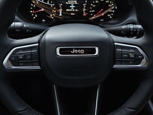 New 2026 Jeep Compass Latitude AWD/4WD image 22